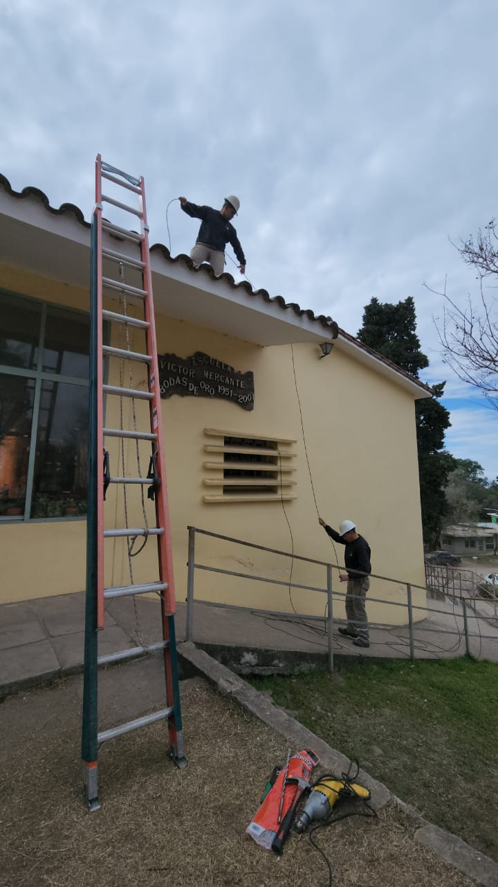 Lee más sobre el artículo TRABAJO COLABORATIVO POR LA CONECTIVIDAD EN LA EDUCACIÓN